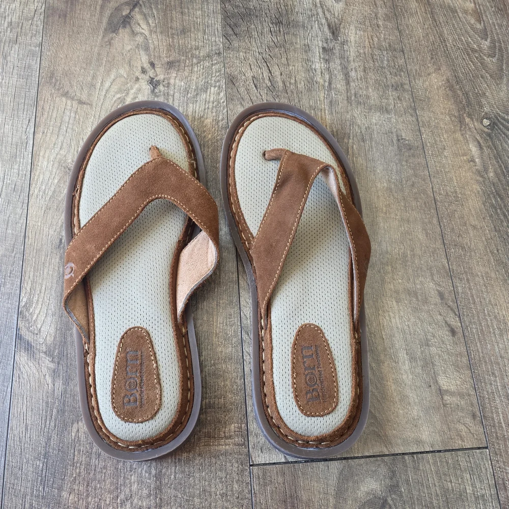 Born Brown Leather Upper Sandals Men Size 11